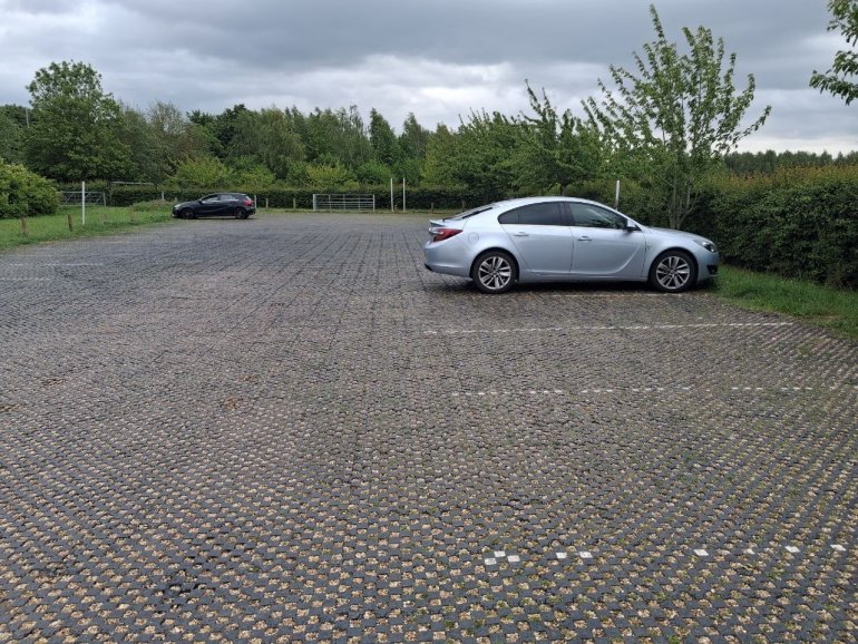 PERFO permeable parking for country park, access track and reinforced gravel parking area